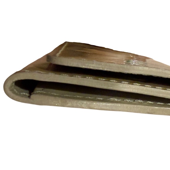 ✨ Authentic Louis Vuitton Vernis Key Chain ✨ - Picture 8 of 8